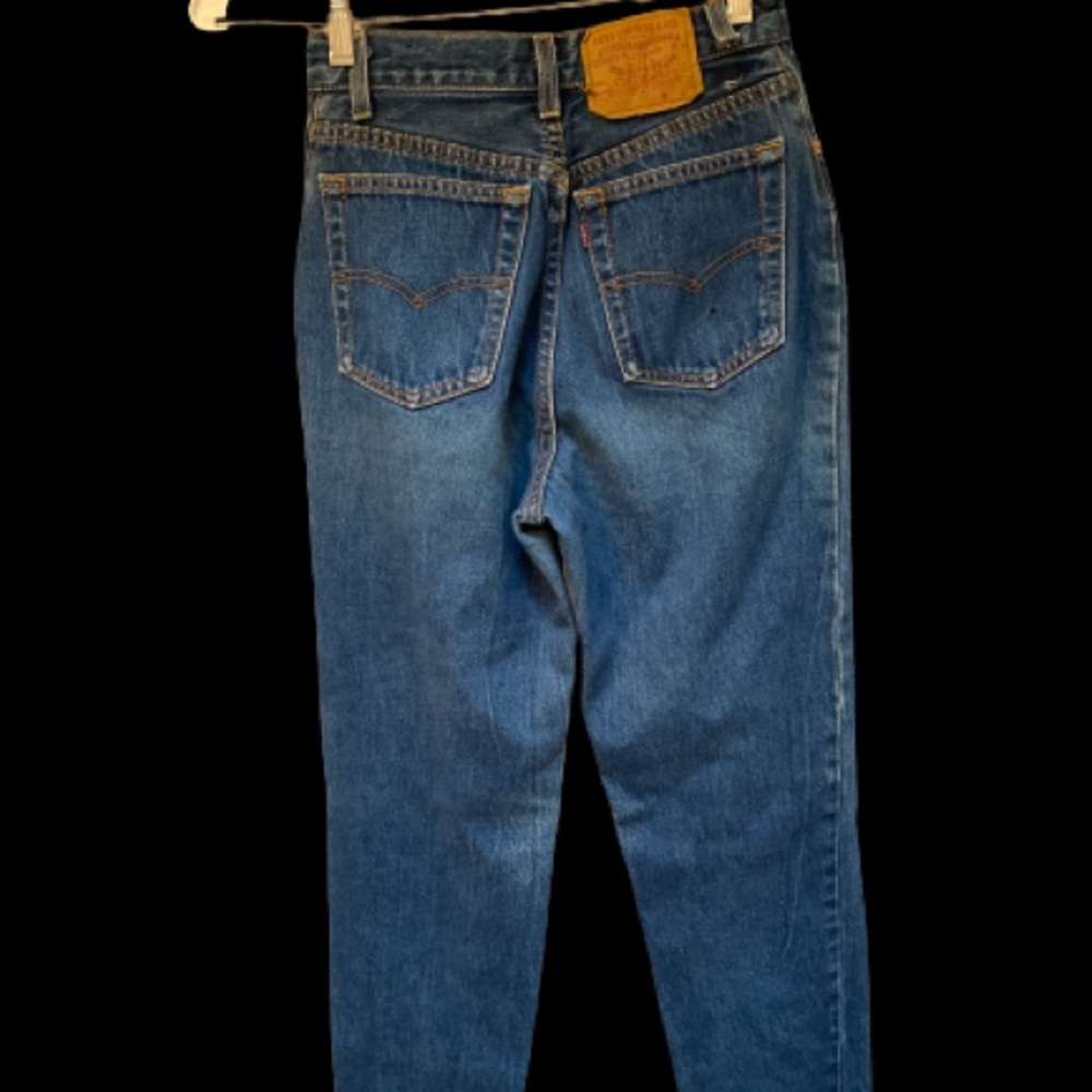 Vintage  501 Levi’s 90's- 2K era  mom's  jeans high waisted